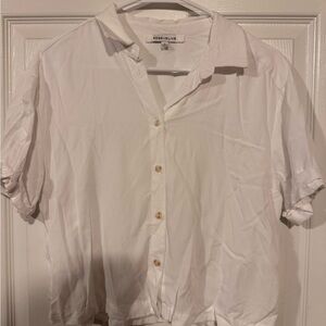 White women’s short sleeve blouse
